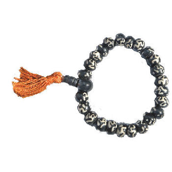OM Carved  wrist mala     M-800