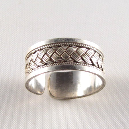 PR-0025    Adjustable  Knot Ring
