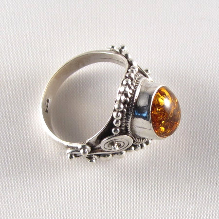 PR-110C     Amber stone Ring