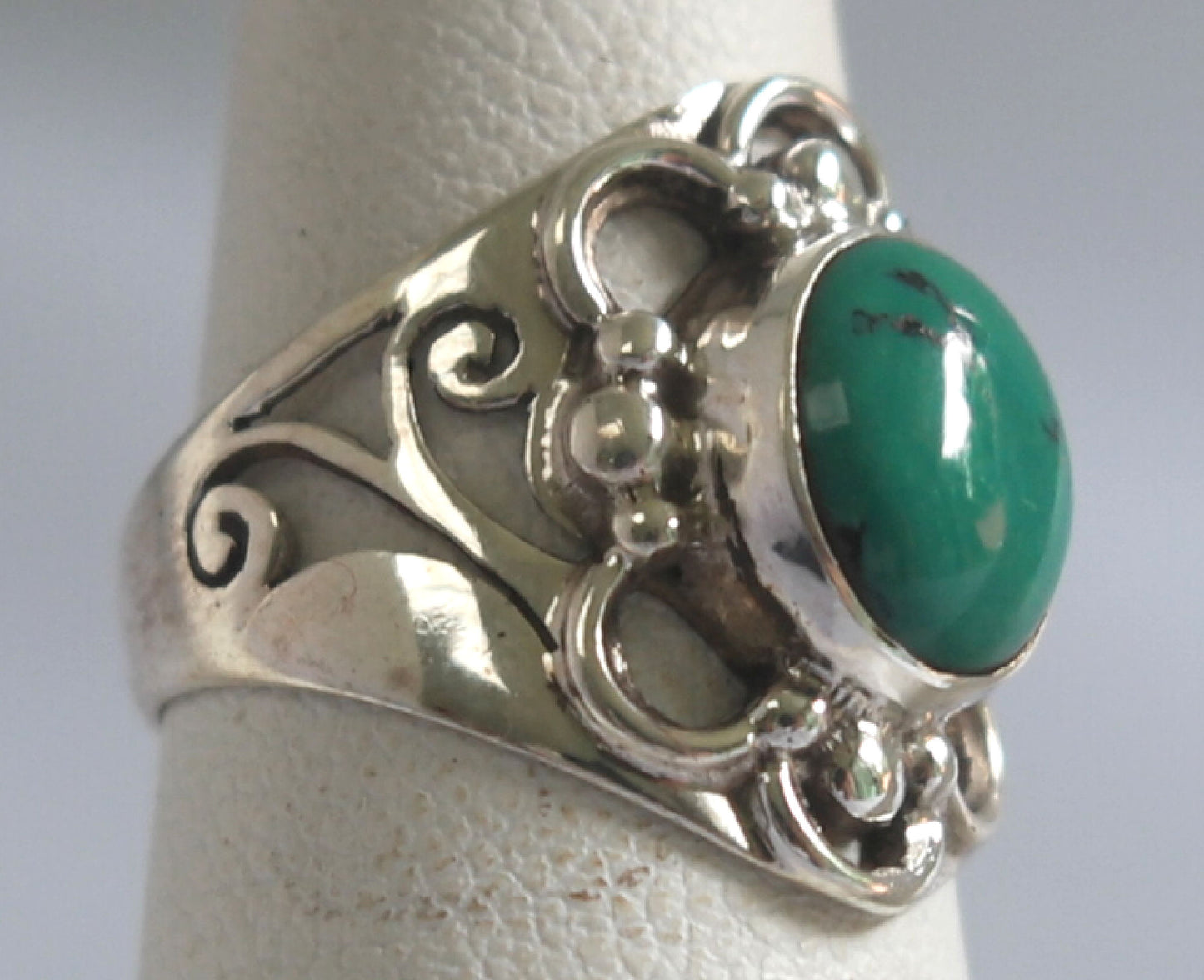 Turquosie stone  Ring in sterling silver              RPR-701